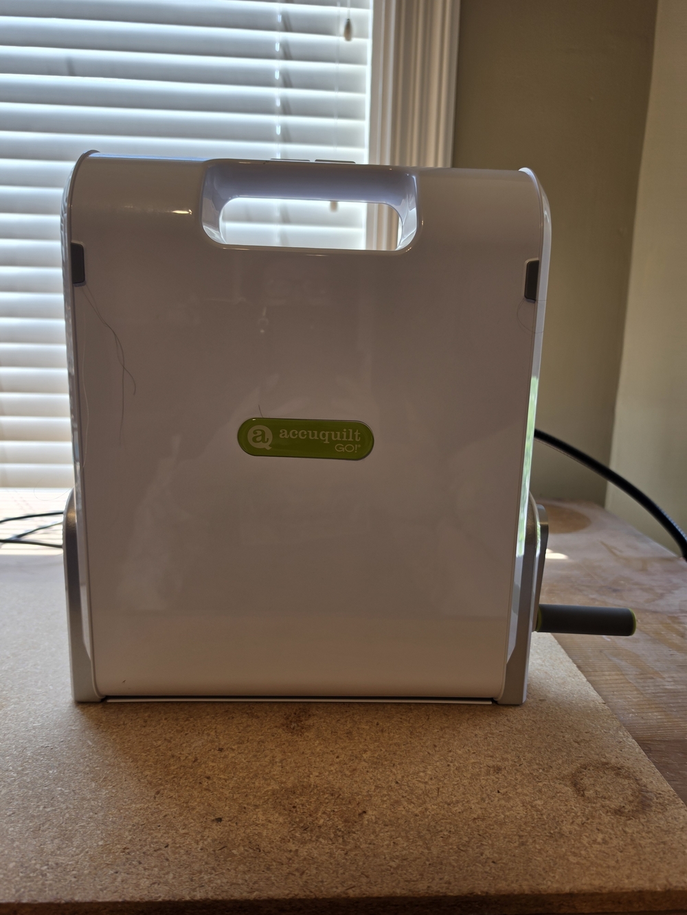 GO! White Fabric Cutting Machine